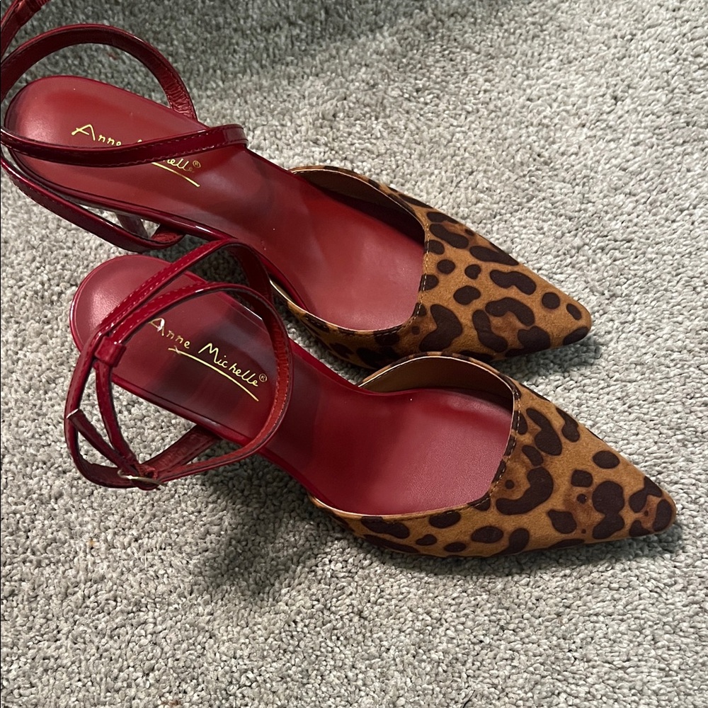Anne Michelle Leopard Pointed Toe Slingback Heels Size 8 New